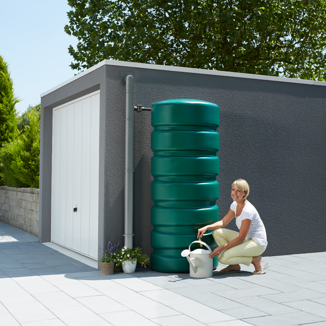Garantia Wall Tank Classico 650 litre green
